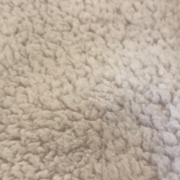 American Eagle 1/4 zip Sherpa - Picture 6 of 7